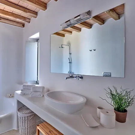 Mystavaros Villa *